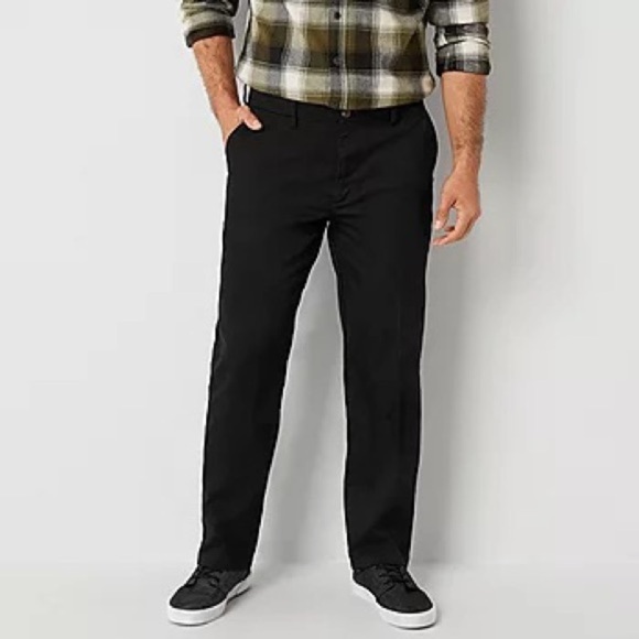 St. John's Bay Other - ST. JOHN’S BAY RELAXED FIT Releases & Repels Stains Wrinkle Free Pants 34x31 New